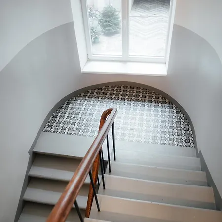 Bright Digital Nomads Loft, Ac, Workspace, 24' Monitor, 5 Min To Old Town Appartement Riga