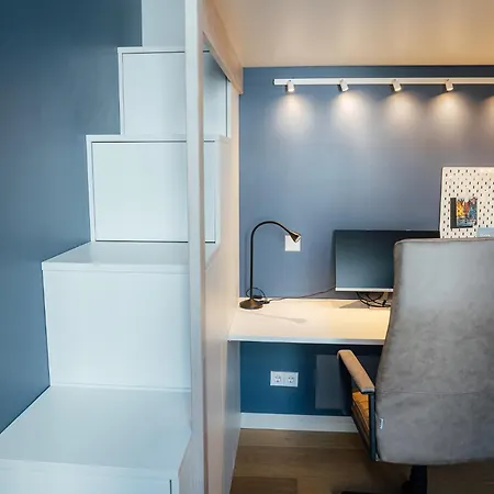 Appartement Bright Digital Nomads Loft, Ac, Workspace, 24' Monitor, 5 Min To Old Town Riga