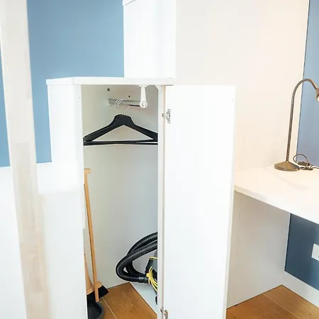 Bright Digital Nomads Loft, Ac, Workspace, 24' Monitor, 5 Min To Old Town *