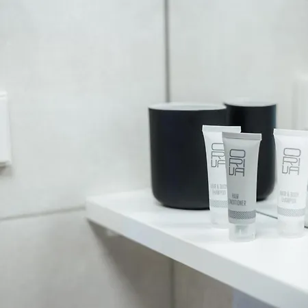 Appartement Bright Digital Nomads Loft, Ac, Workspace, 24' Monitor, 5 Min To Old Town Riga