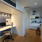 Daire Bright Digital Nomads Loft, Ac, Workspace, 24' Monitor, 5 Min To Old Town Riga