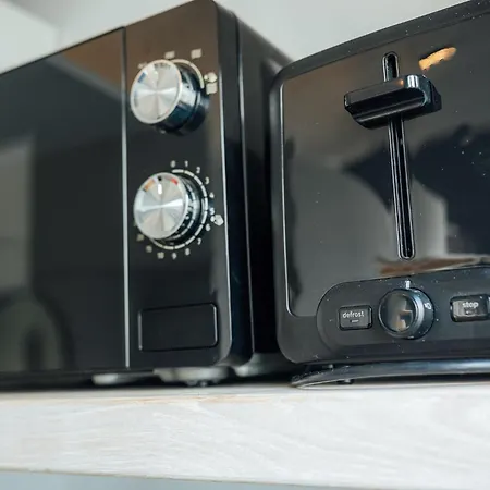 Bright Digital Nomads Loft, Ac, Workspace, 24' Monitor, 5 Min To Old Town * Riga