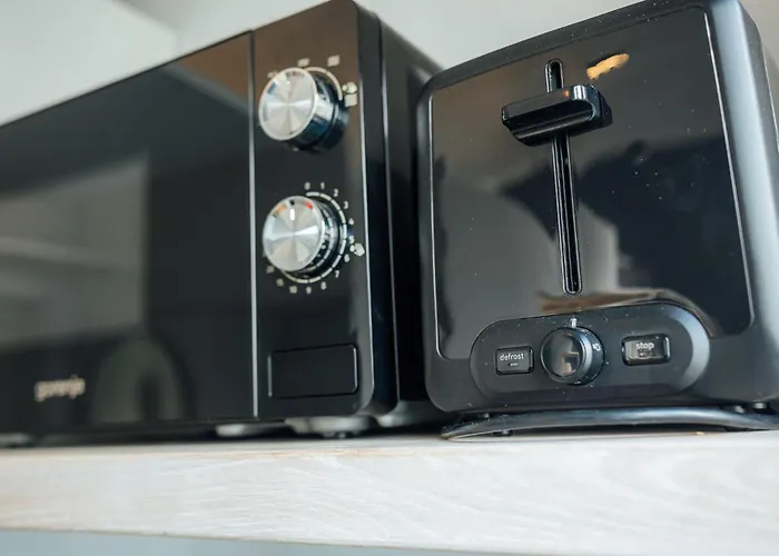 Bright Digital Nomads Loft, Ac, Workspace, 24' Monitor, 5 Min To Old Town * Riga