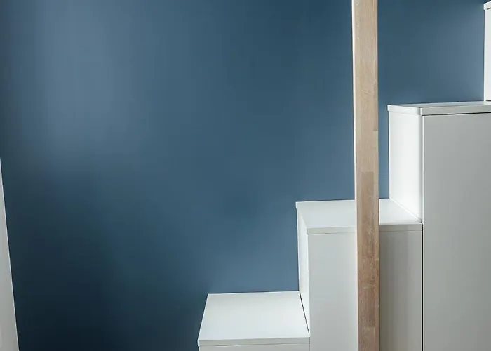 Dzīvoklis Bright Digital Nomads Loft, Ac, Workspace, 24' Monitor, 5 Min To Old Town Riga