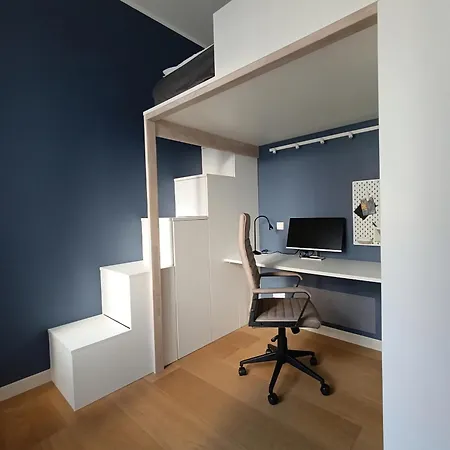 Bright Digital Nomads Loft, Ac, Workspace, 24' Monitor, 5 Min To Old Town Riga