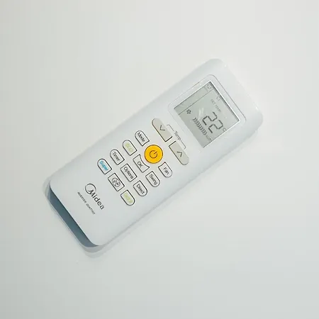 Apartment Bright Digital Nomads Loft, Ac, Workspace, 24' Monitor, 5 Min To Old Town Riga